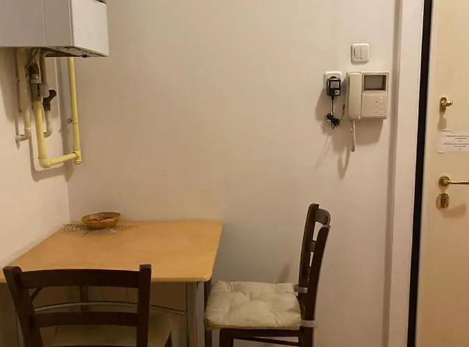 Rooms And Apartments Nokturno